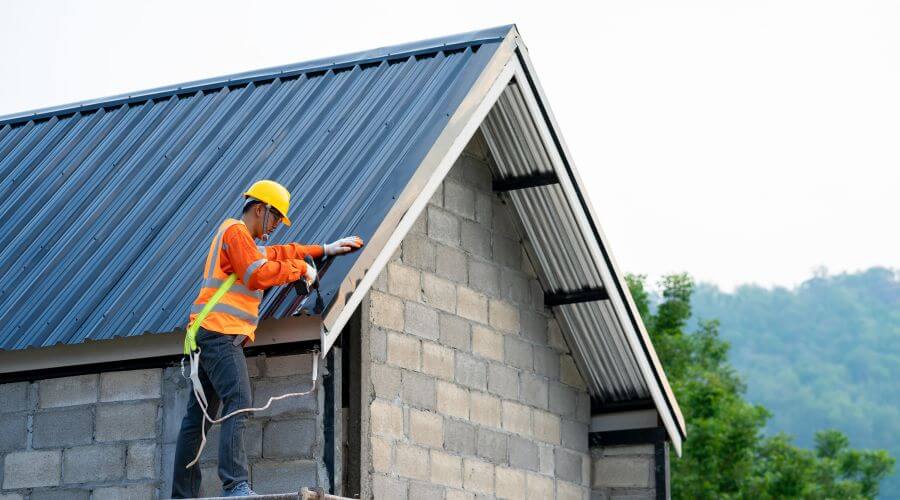 Expert new roof installation services in Harbert, MI